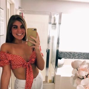 Meet your Posher, Brianna